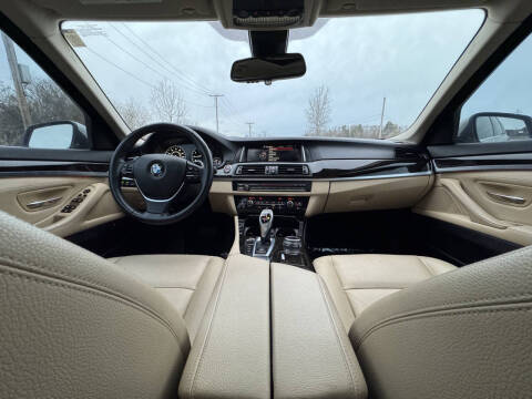 2016 BMW 5 Series 528i xDrive