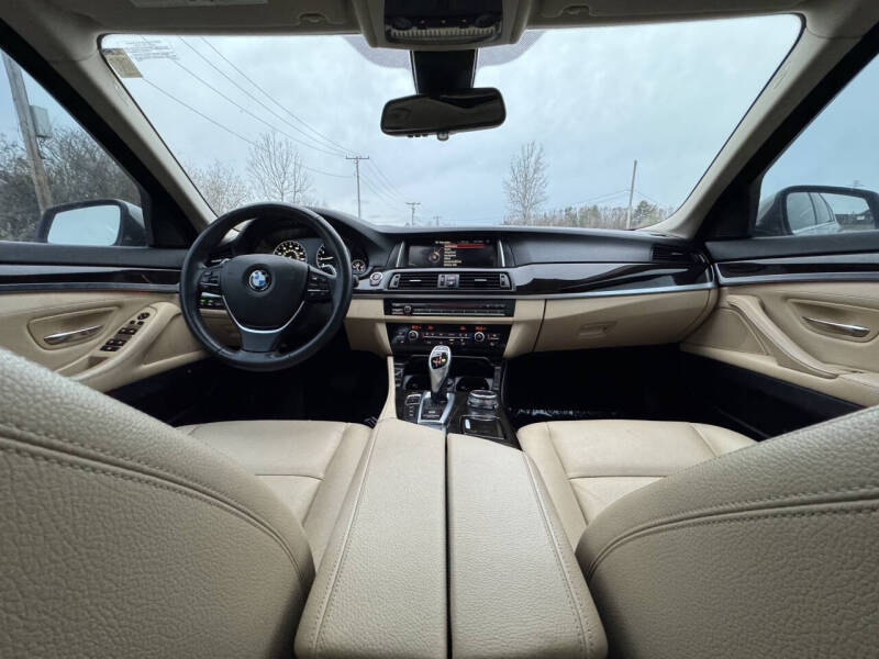 2016 BMW 5 Series 528i xDrive