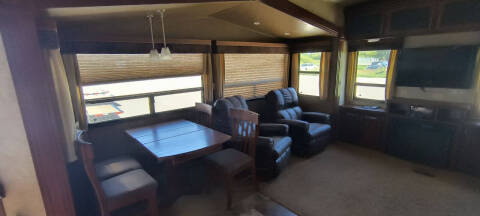 2013 Forest River Cedar Creek Silverback 29RE