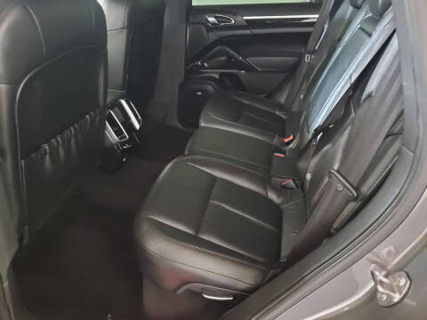 2012 Porsche Cayenne