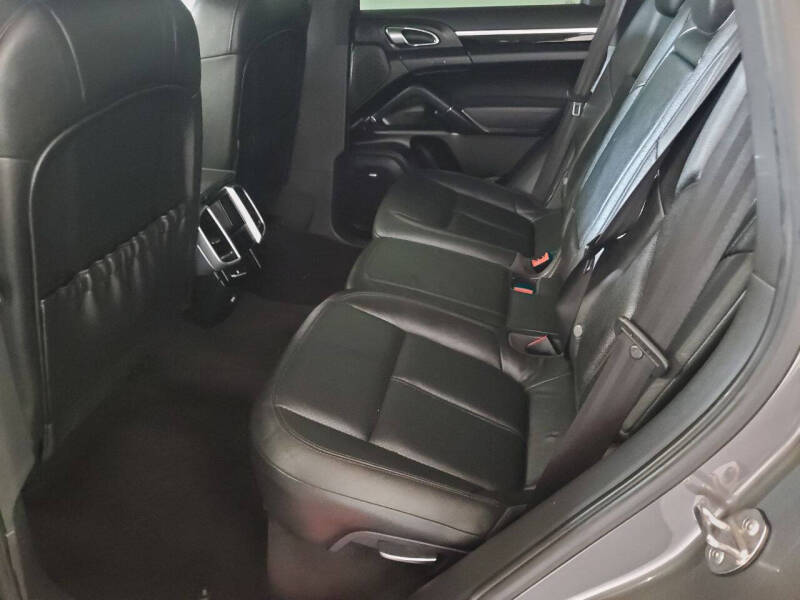 2012 Porsche Cayenne