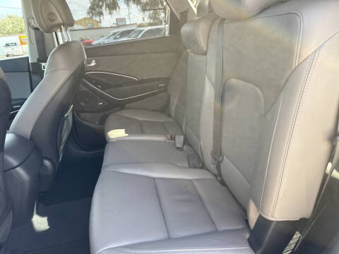 2017 Hyundai Santa Fe