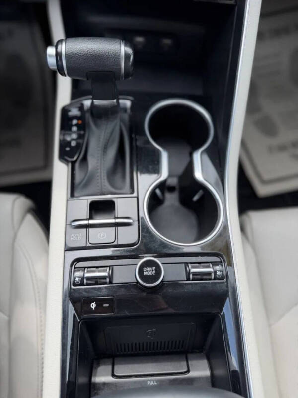 2022 Kia K5 EX