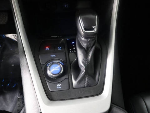 2019 Toyota RAV4 Hybrid XSE