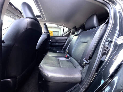 2016 Toyota Prius c Four