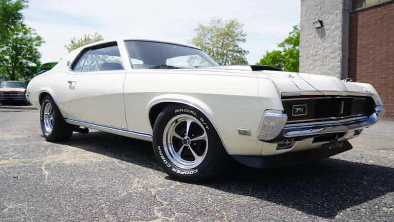 1969 Mercury Cougar XR7