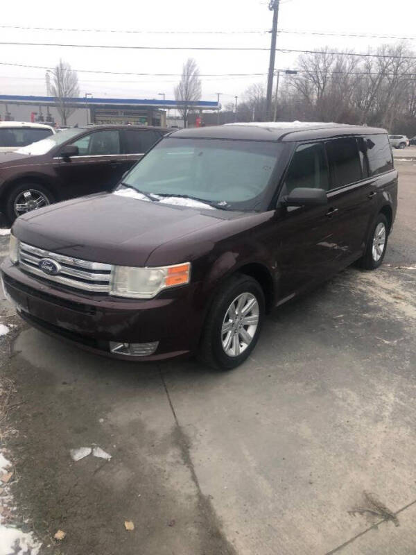 2011 Ford Flex SE's photo