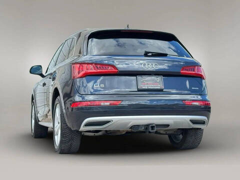 2019 Audi Q5 quattro Prestige 45 TFSI