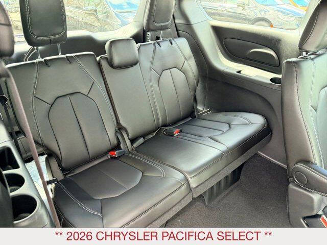 2026 Chrysler Pacifica Select