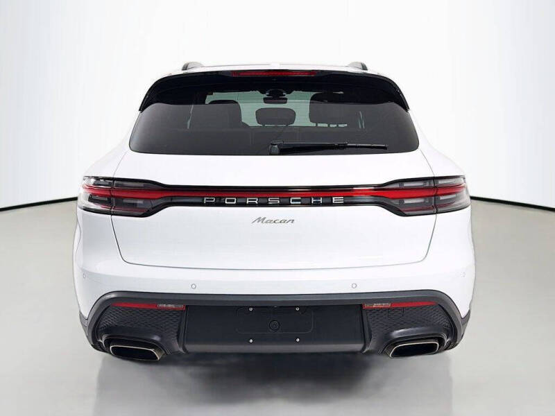 2023 Porsche Macan