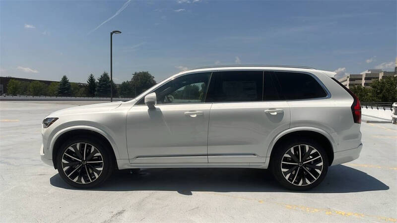 2026 Volvo XC90 B6 Plus 7P