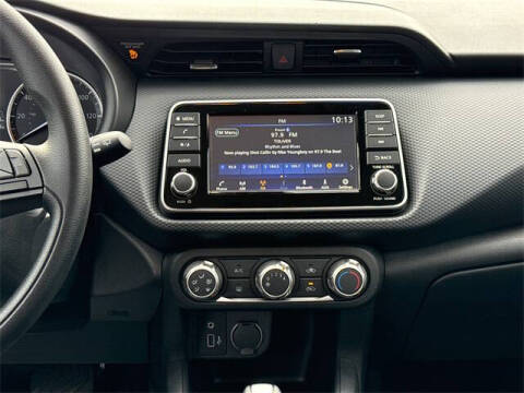 2025 Nissan Kicks Play S