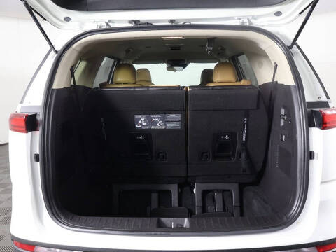 2023 Kia Carnival EX