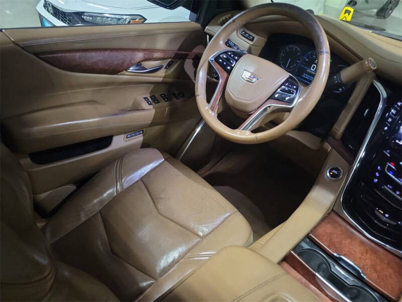 2015 Cadillac Escalade Platinum