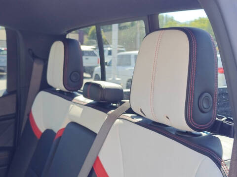 2023 GMC Canyon AT4X