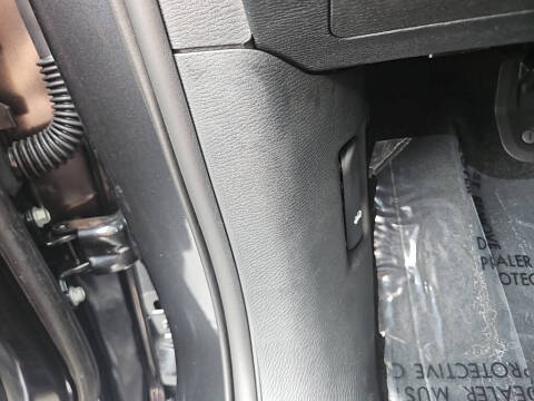 2025 Mitsubishi Outlander PHEV SEL