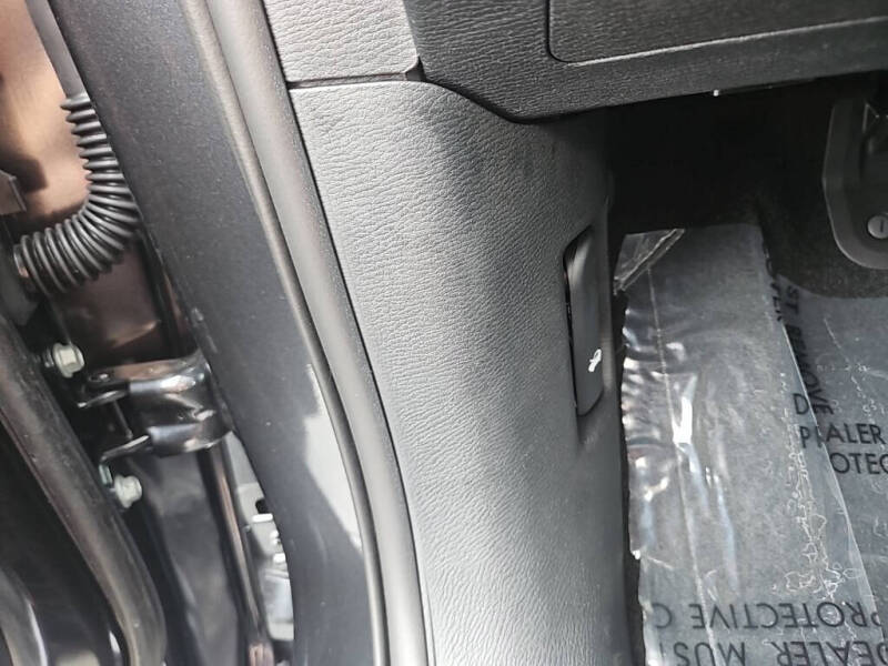 2025 Mitsubishi Outlander PHEV SEL