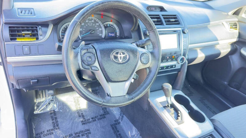 2012 Toyota Camry SE