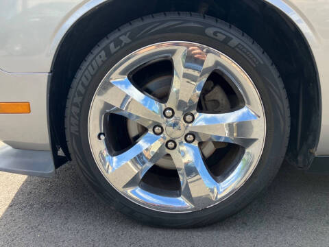 2013 Dodge Challenger SXT