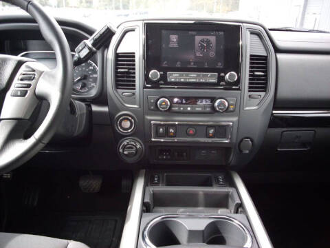 2024 Nissan Titan XD SV