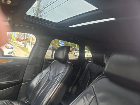 2017 Lincoln MKC Select