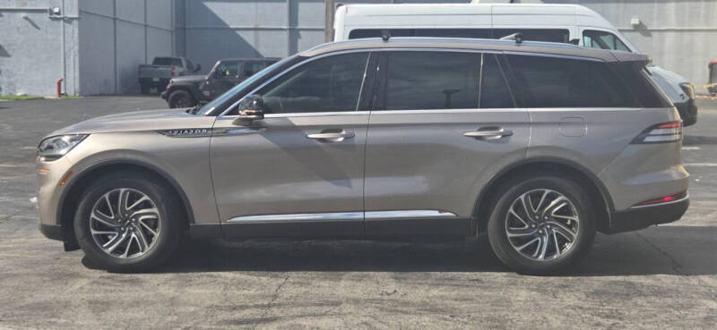 2021 Lincoln Aviator Standard