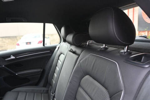 2019 Volkswagen Golf R 4Motion