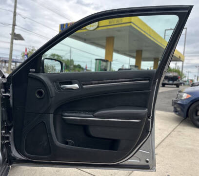 2013 Chrysler 300 C
