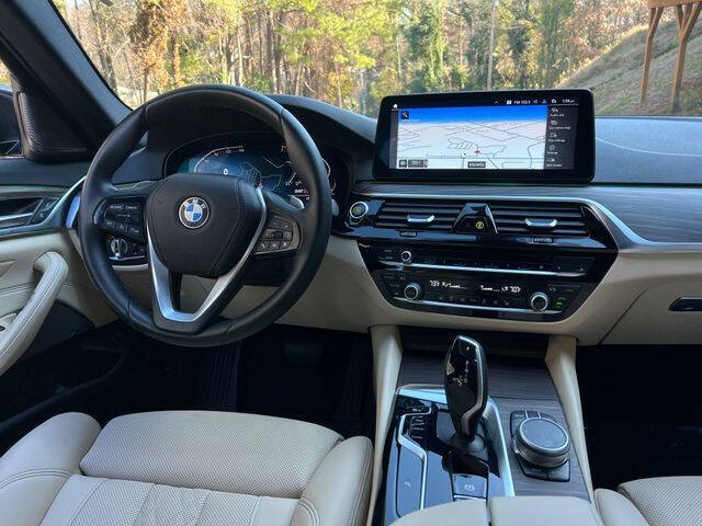 2021 BMW 5 Series 530i