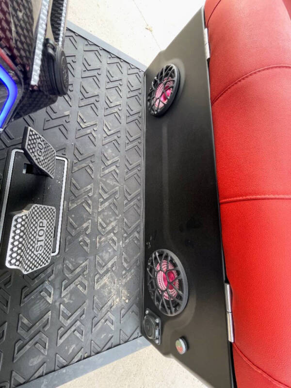 2024 EV Titan Xtreme Luxe 4-Passenger