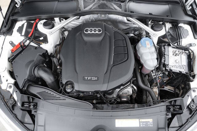 2017 Audi A4 2.0T quattro Premium