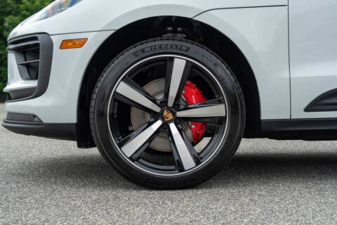 2025 Porsche Macan S