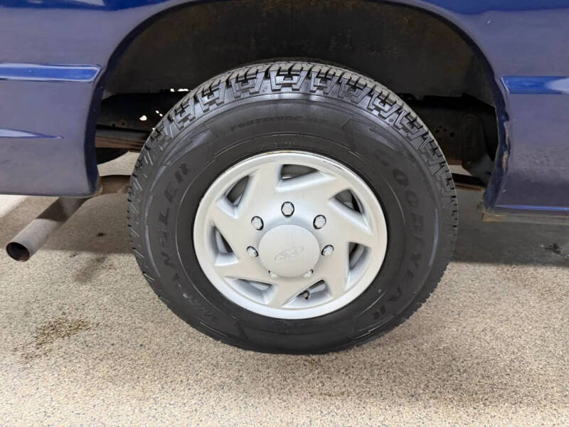 2013 Ford E-Series E-250