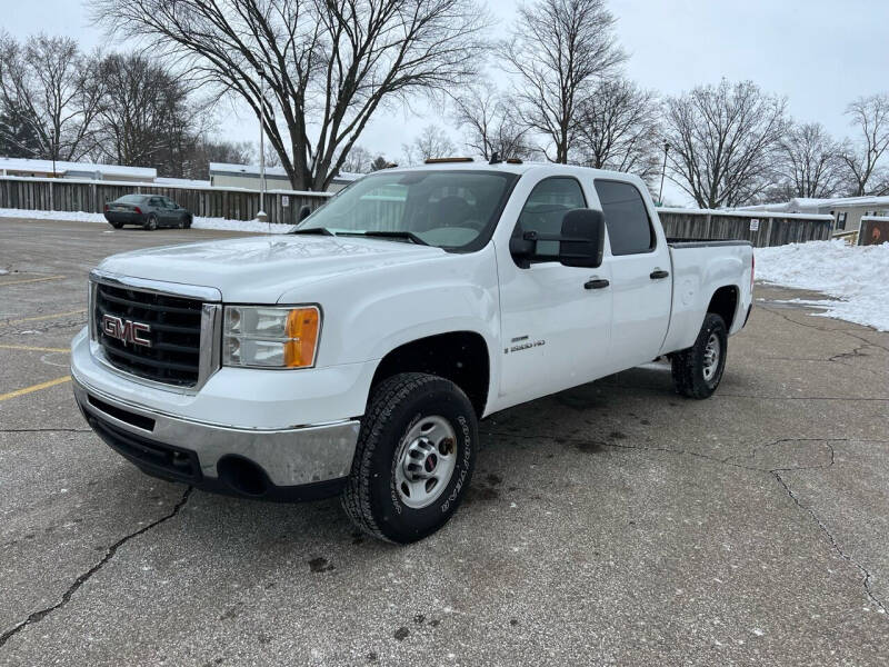 2009 GMC Sierra 2500HD for sale at Liberty Auto Sales in Grand Rapids MI