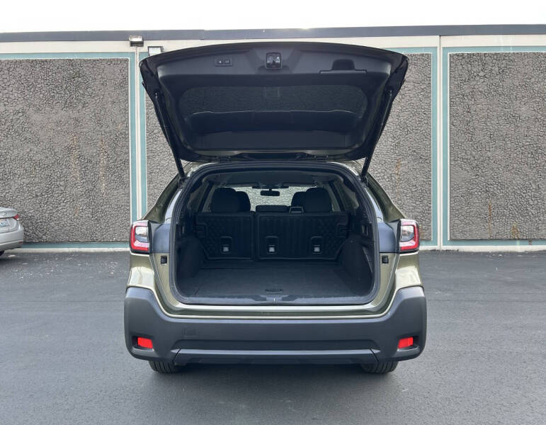 2023 Subaru Outback Premium