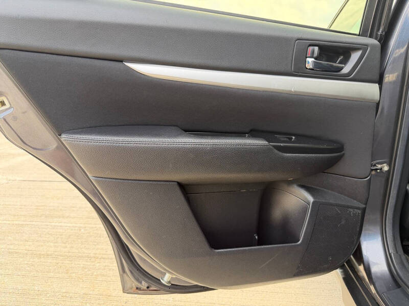 2011 Subaru Outback 2.5i Premium