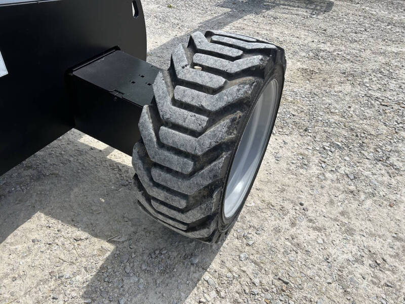 2016 Genie 65' Manlift