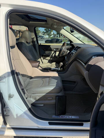2013 GMC Acadia Denali