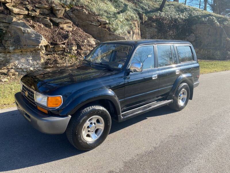 1996 Toyota Land Cruiser for sale at Bogie's Motors in Saint Louis MO