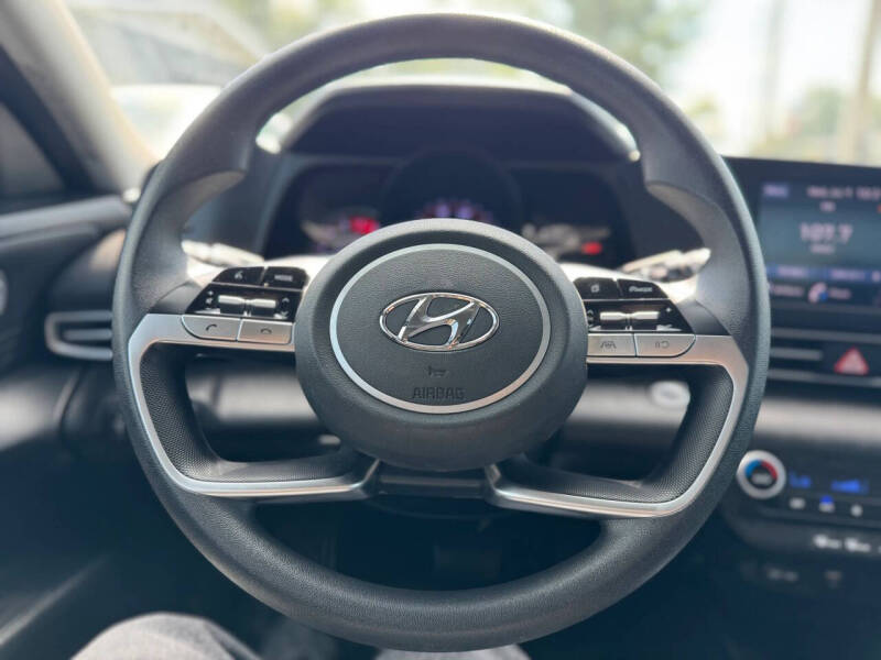 2023 Hyundai Elantra