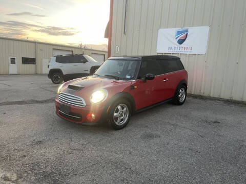 2011 MINI Cooper Clubman for sale at Drivertopia in Midlothian TX