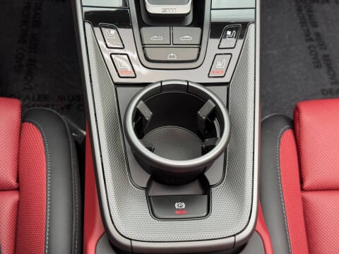 2025 Porsche 911 Carrera