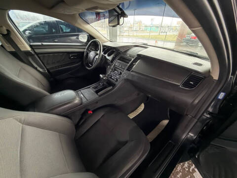 2010 Ford Taurus SEL