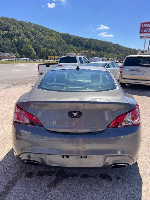 2010 Hyundai Genesis Coupe 2.0T