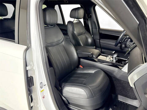 2023 Land Rover Range Rover P530 SE