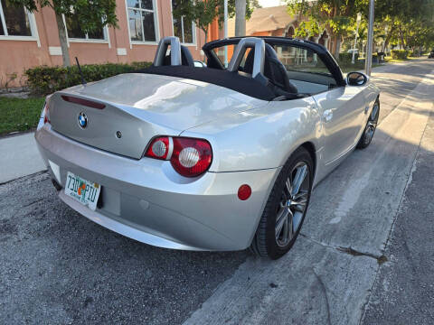 2005 BMW Z4 2.5i