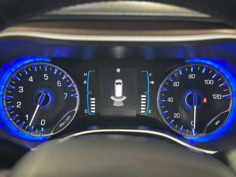 2017 Chrysler Pacifica Touring-L