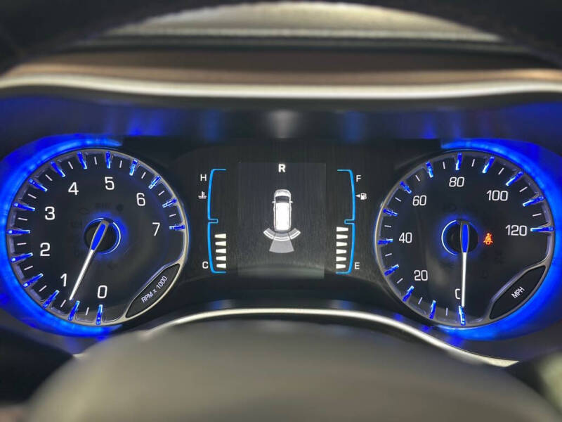 2017 Chrysler Pacifica Touring-L