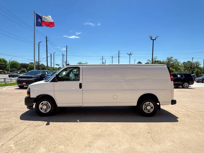 2020 Chevrolet Express 3500