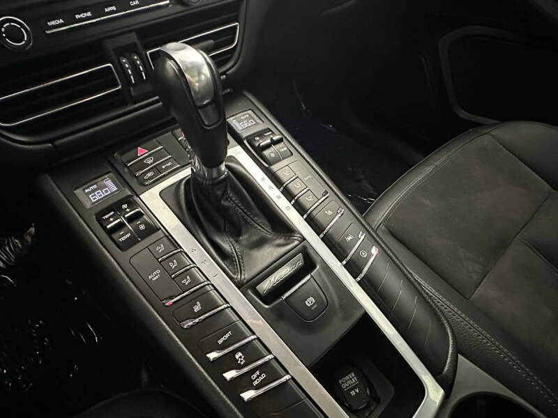 2019 Porsche Macan
